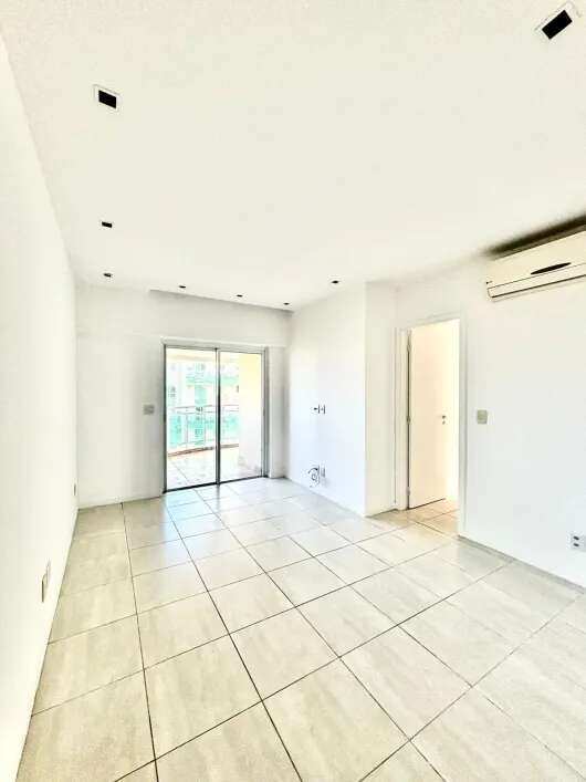 Apartamento à venda em Rio de Janeiro, Barra da Tijuca, com 3 quartos, 90m²