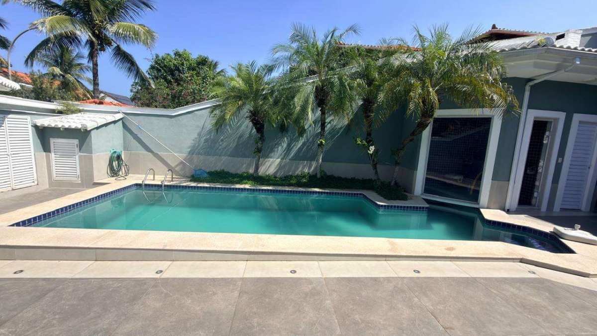 Casa de condomínio à venda em Rio de Janeiro, Barra da Tijuca, com 4 quartos, 250m²