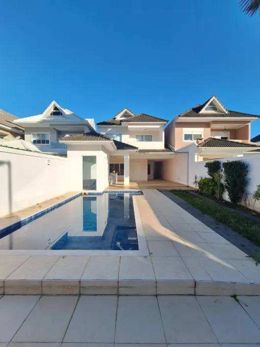 Casa de condomínio à venda em Rio de Janeiro, Recreio dos Bandeirantes, com 4 quartos, 250m²