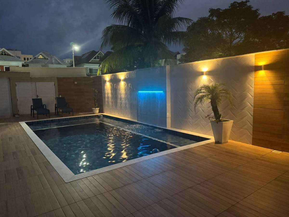Casa de condomínio à venda em Rio de Janeiro, Recreio dos Bandeirantes, com 4 quartos, 246m²