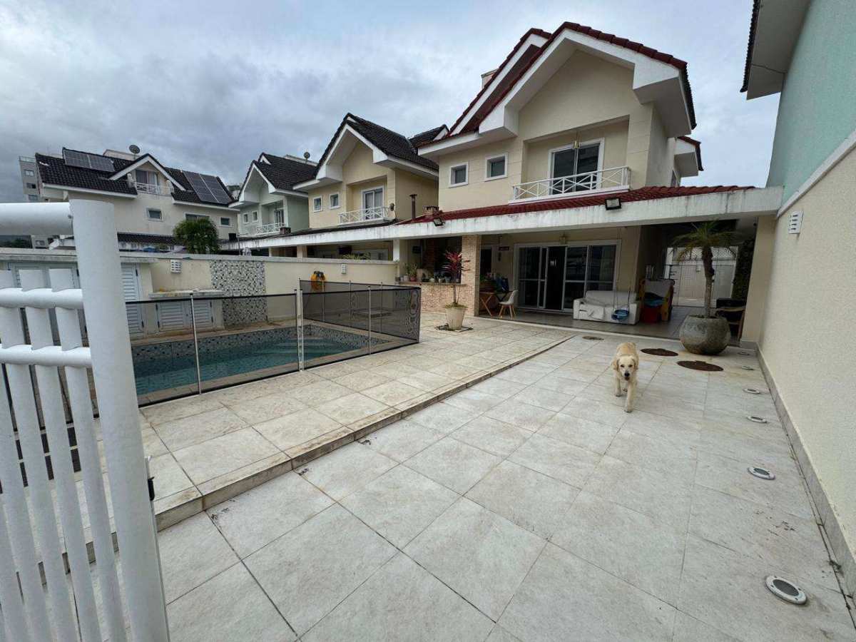 Casa de condomínio à venda em Rio de Janeiro, Recreio dos Bandeirantes, com 5 quartos, 250m² - MP Imoveis Negócios Imobiliários  - Corretor Imóveis